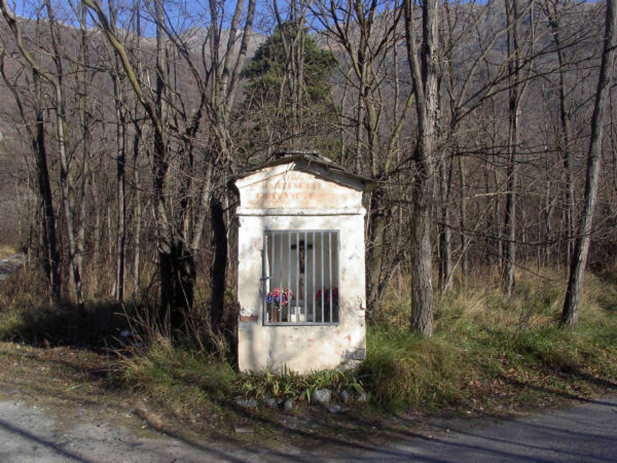 Chiese e piloni